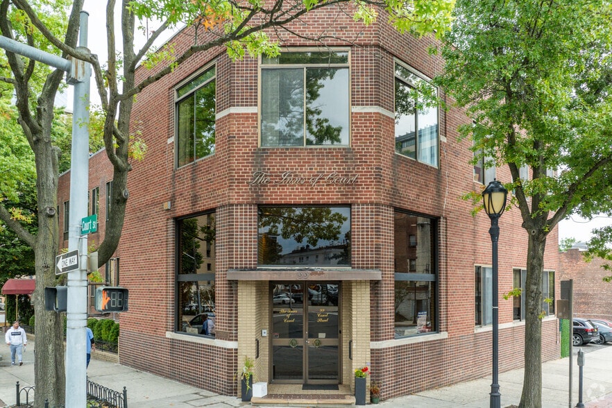 99 Court St, White Plains, NY for lease - Building Photo - Image 1 of 17