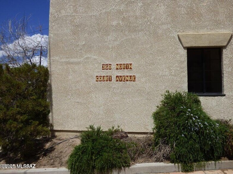 360 N Court Ave, Tucson, AZ à vendre - Photo du bâtiment - Image 3 de 37