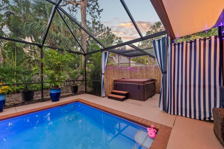 941 Virginia Dr, Sarasota, FL à vendre - Photo du bâtiment - Image 3 de 43