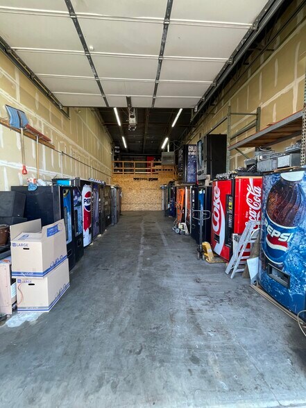 4475 W 58th Ave, Arvada, CO à vendre - Photo du bâtiment - Image 3 de 26