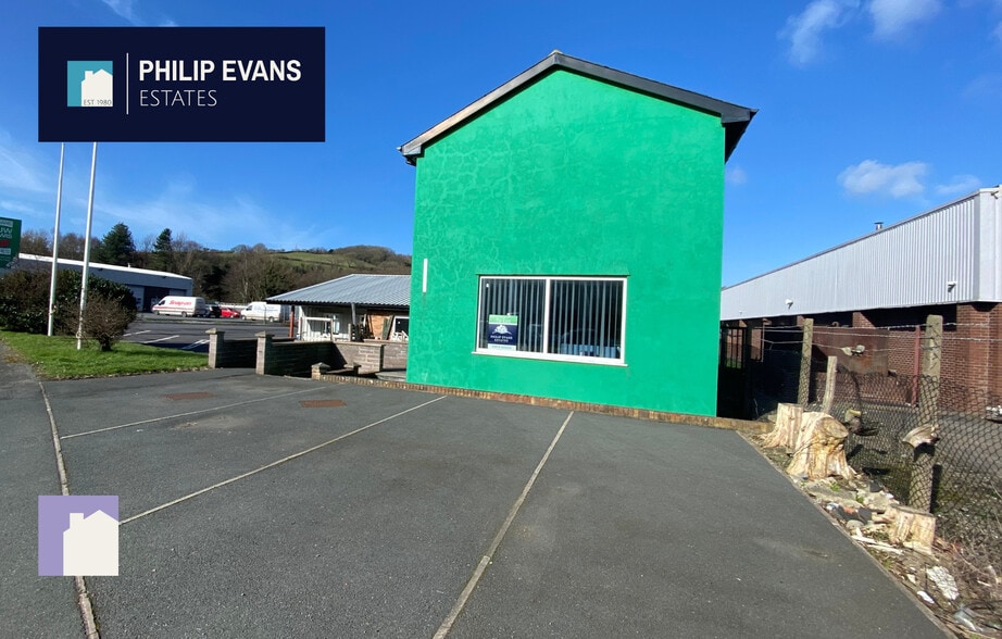 Glan Yr Afon Industrial Estate, Aberystwyth for lease - Building Photo - Image 3 of 5