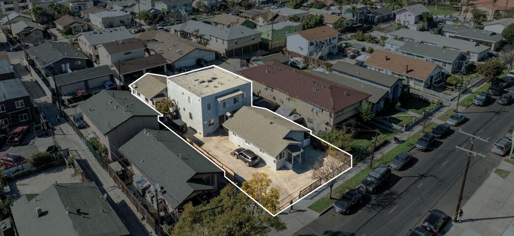 1035-1035 1/2 Orange Ave, Long Beach, CA à vendre Photo du bâtiment- Image 1 de 13