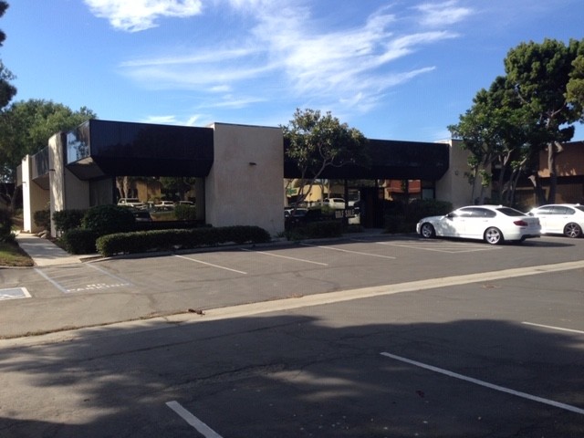 2227 Portola Rd, Ventura, CA for lease - Primary Photo - Image 1 of 11