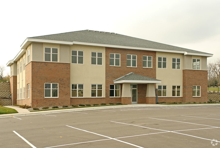 1575 Thomas Center Dr, Eagan, MN for sale - Building Photo - Image 3 of 3