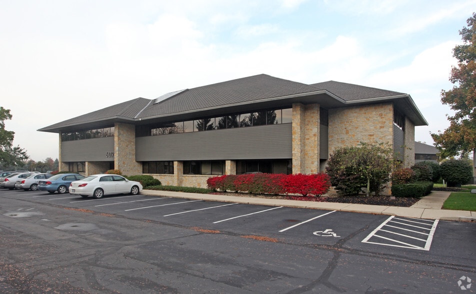 6479 Reflections Dr, Dublin, OH for lease - Primary Photo - Image 1 of 6