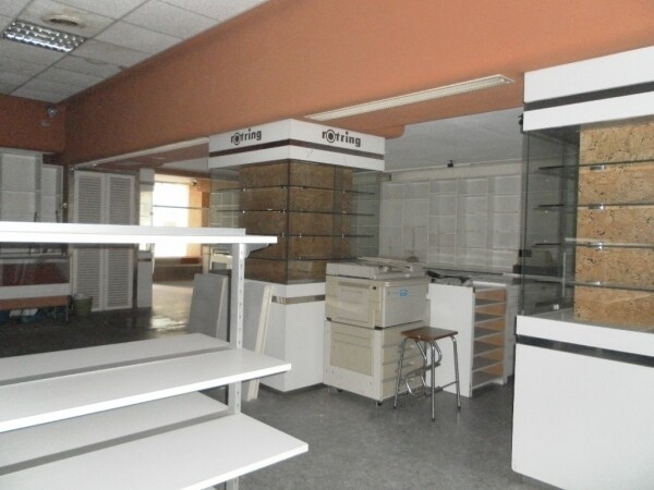 Commerce de détail dans Córdoba, Córdoba à louer - Photo du bâtiment - Image 3 de 6