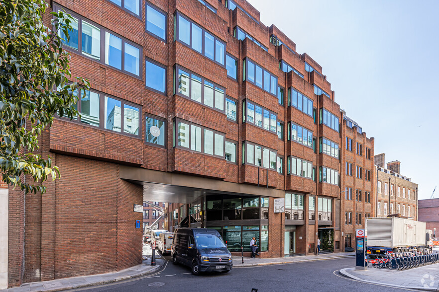 17 Godliman St, London for lease - Building Photo - Image 1 of 1