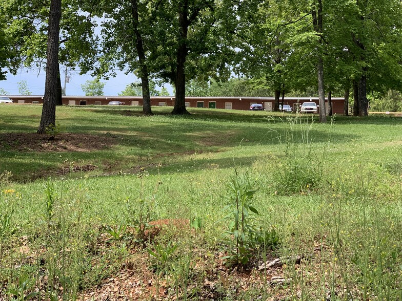 1900 Old Shocco Rd, Talladega, AL for sale - Building Photo - Image 2 of 9