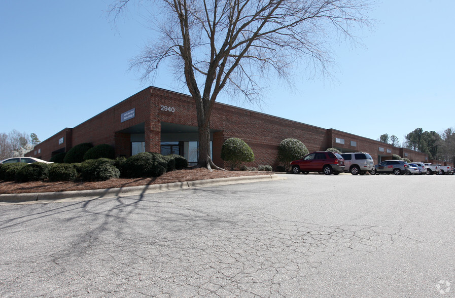 2940 Trawick Rd, Raleigh, NC for lease - Primary Photo - Image 1 of 11