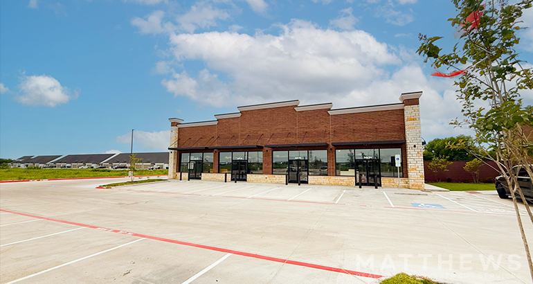 1412 Farley St, Waxahachie, TX for lease - Primary Photo - Image 1 of 4