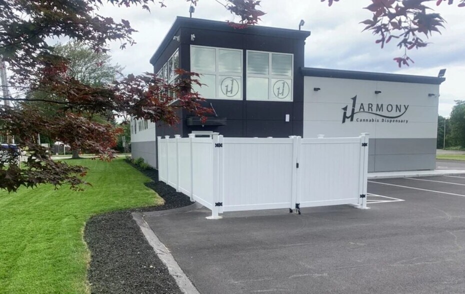 111 Shrewsbury St, West Boylston, MA à vendre - Photo du bâtiment - Image 3 de 8