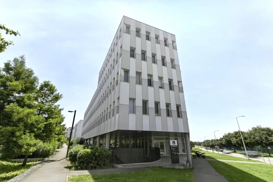 Bureau dans Balma à louer - Photo du bâtiment - Image 2 de 15