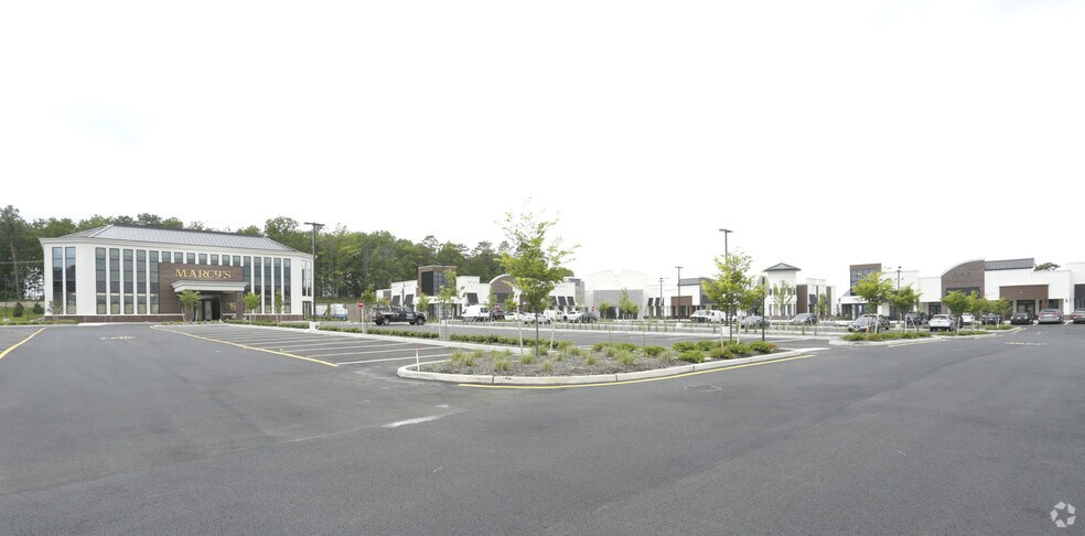 10 America Ave, Lakewood, NJ à louer - Photo principale - Image 1 de 19