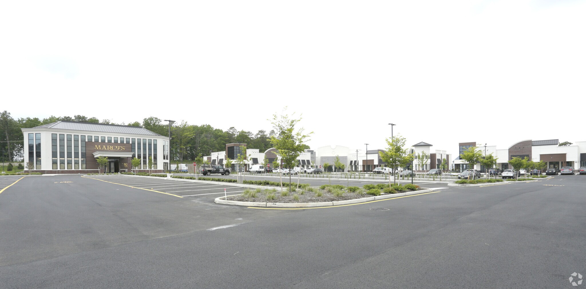 10 America Ave, Lakewood, NJ à louer Photo principale- Image 1 de 20