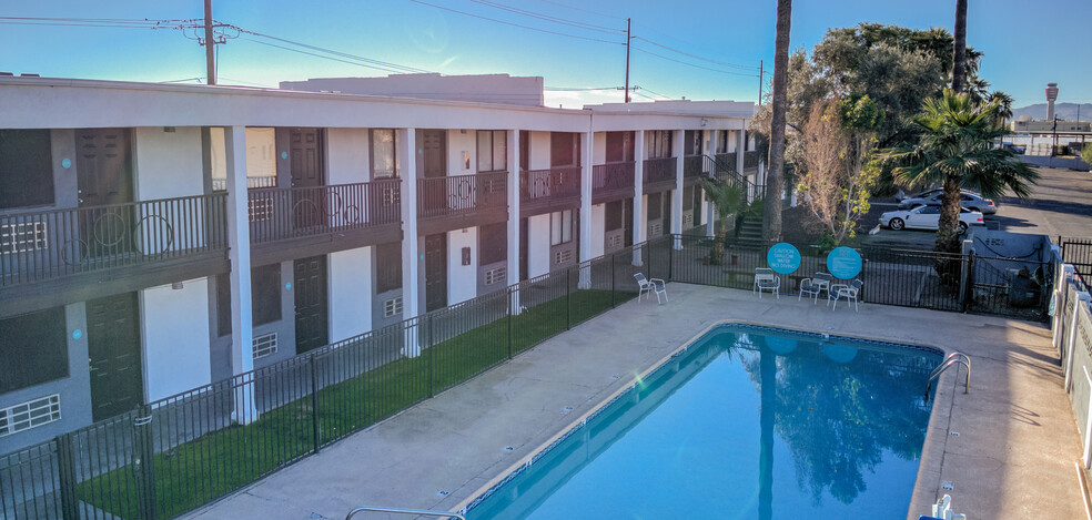 3545-3547 E Van Buren St, Phoenix, AZ à vendre - Photo du bâtiment - Image 1 de 1