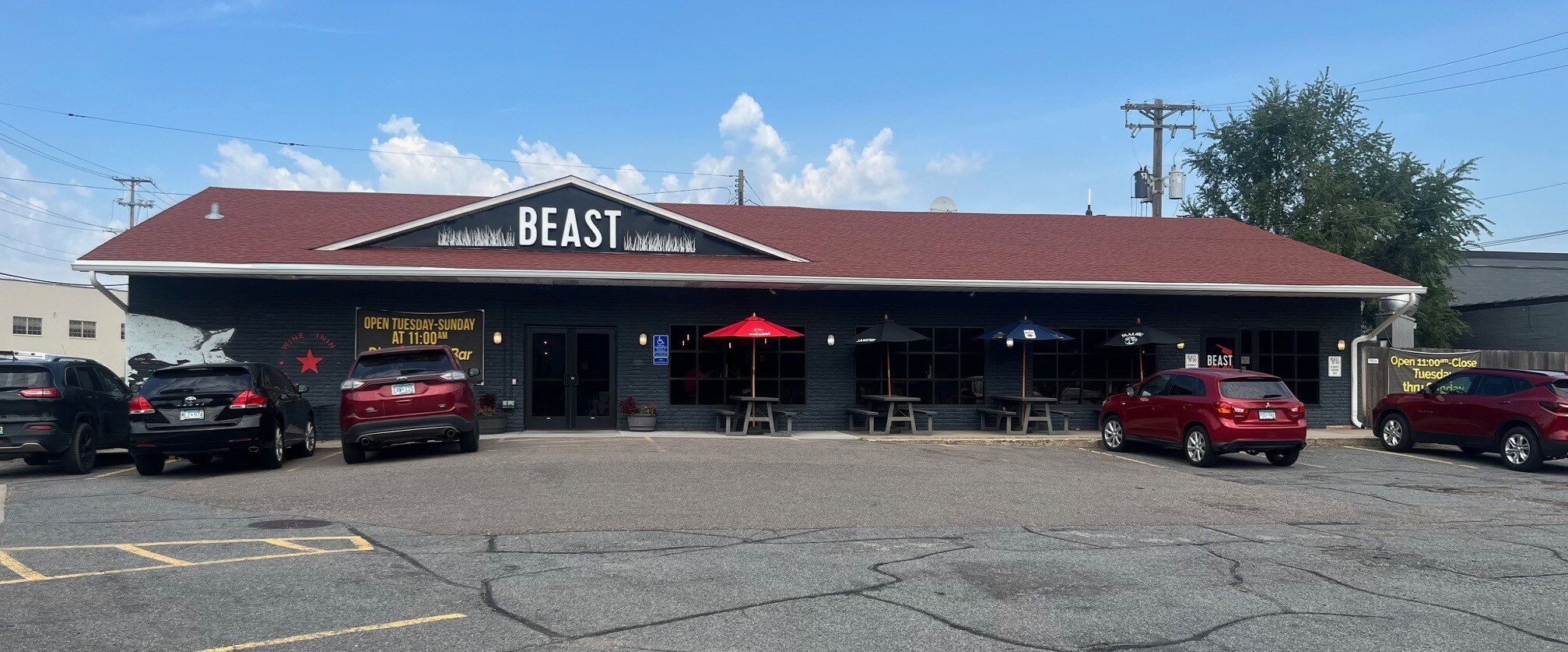 301 Harrison St NE, Minneapolis, MN à vendre Photo du bâtiment- Image 1 de 17