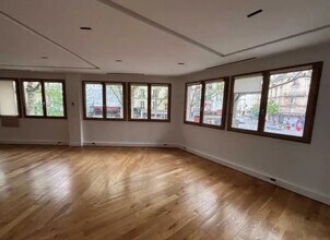 96 Boulevard Barbès, Paris for lease Interior Photo- Image 2 of 5