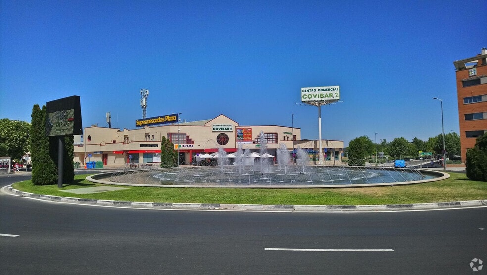 Retail in Rivas-Vaciamadrid, Madrid for lease - Building Photo - Image 1 of 2