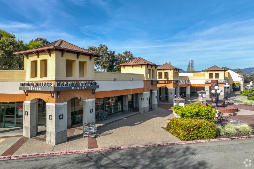 801-947 Marina Village Pky, Alameda, CA à louer - Photo du bâtiment - Image 3 de 4