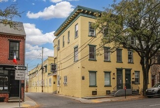 Plus de détails pour 926 W Walnut St, Allentown, PA - Commerce de détail à vendre