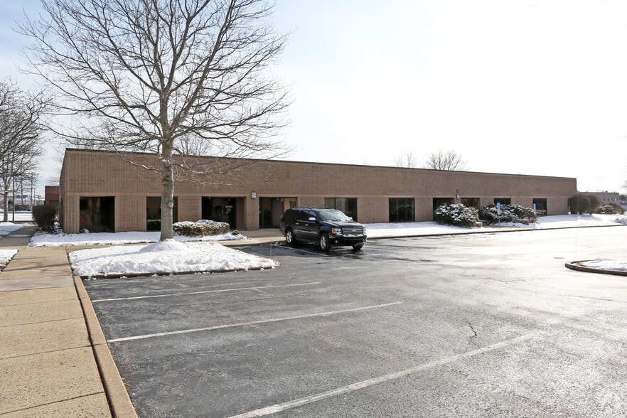 2550 Eisenhower Ave, Norristown, PA for lease - Building Photo - Image 2 of 6