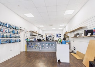 37 King St, Carmarthen à louer Photo intérieure- Image 2 de 2