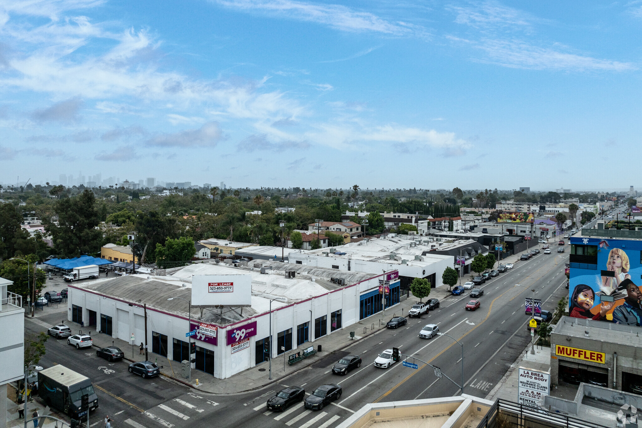 852 N La Brea Ave, Los Angeles, CA à louer Photo du b timent- Image 1 de 11