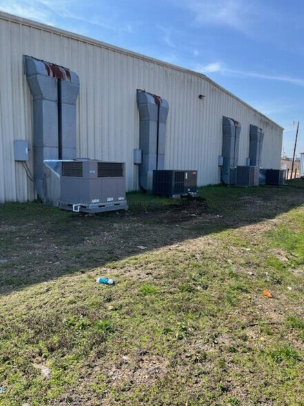 31366 NE 1st Ave, Carbon Hill, AL à vendre - Photo du bâtiment - Image 3 de 7