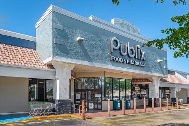 Plus de détails pour 10075-10155 W Oakland Park Blvd, Sunrise, FL - Commerce de détail à louer