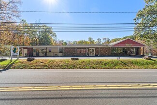 Plus de détails pour 497 Winthrop Rd, Deep River, CT - Commerce de détail à vendre