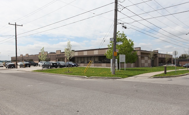 More details for 100 Wingold Ave, Toronto, ON - Flex for Lease
