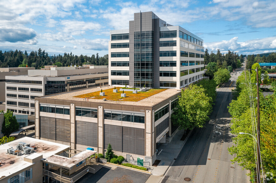 1231 116th Ave NE, Bellevue, WA for lease - Building Photo - Image 2 of 6