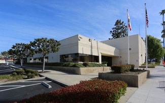 Plus de détails pour 702 Mission Ave, Oceanside, CA - Commerce de détail à vendre