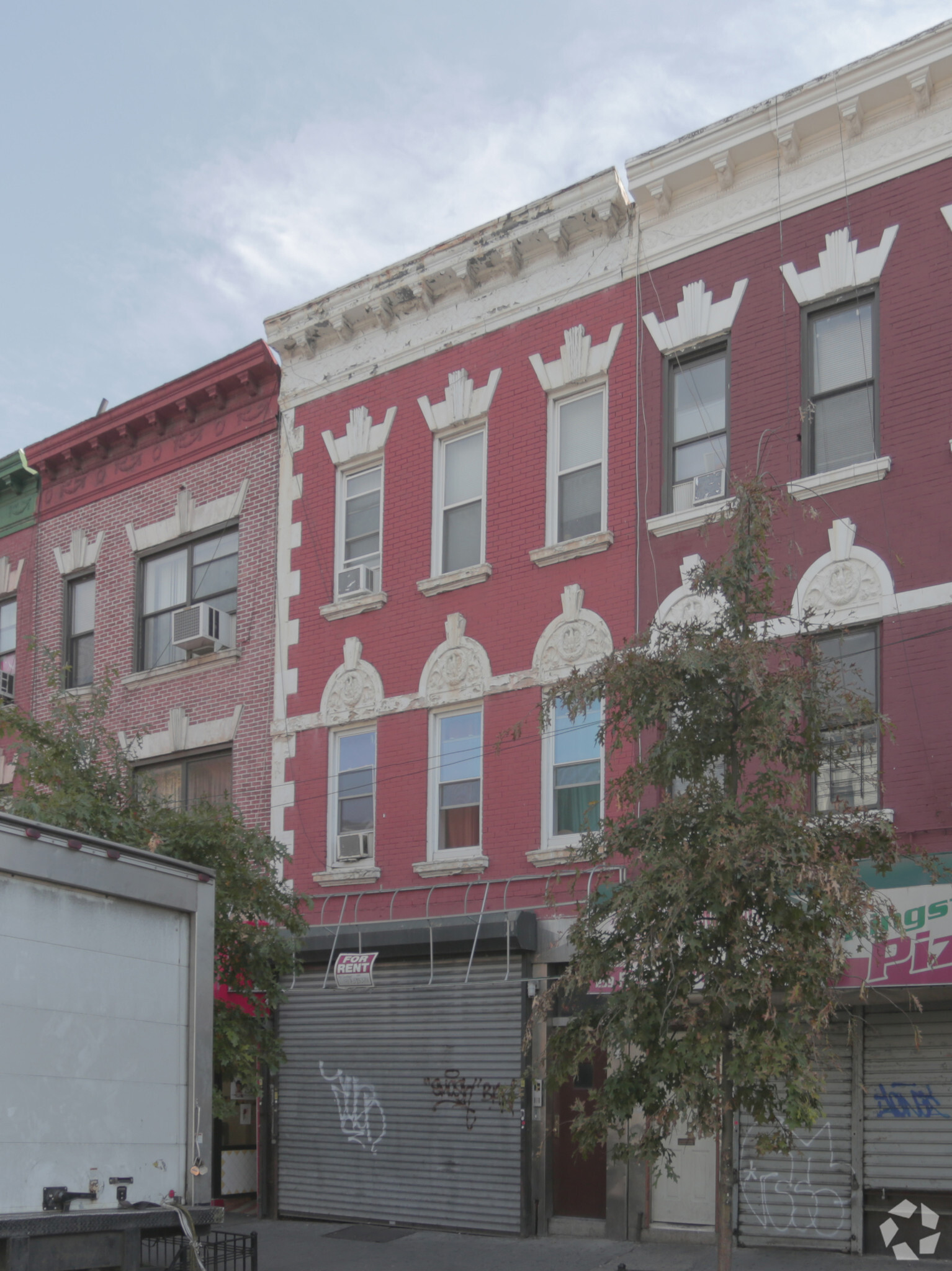 257 Kingston Ave, Brooklyn, NY for lease Building Photo- Image 1 of 5