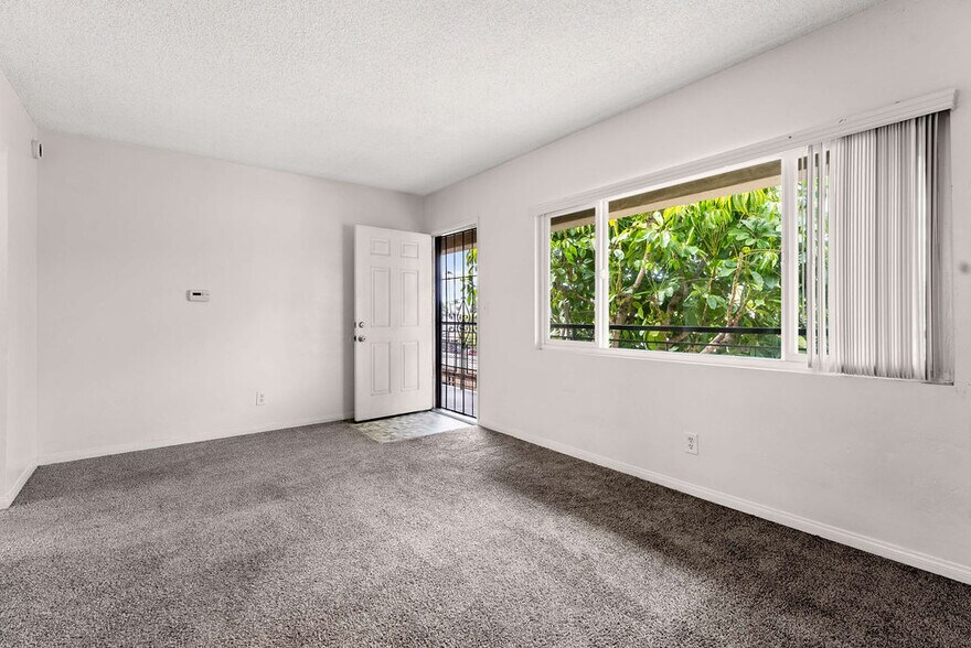 4415 Rosebud Ln, La Mesa, CA à vendre - Photo intérieure - Image 3 de 26