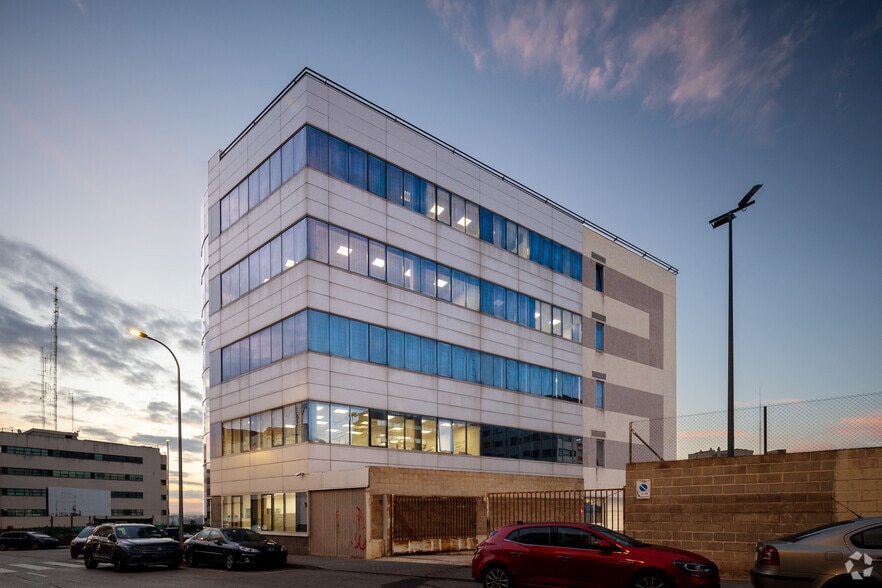 Calle del Cidro, 2, Madrid, Madrid for lease - Building Photo - Image 3 of 5