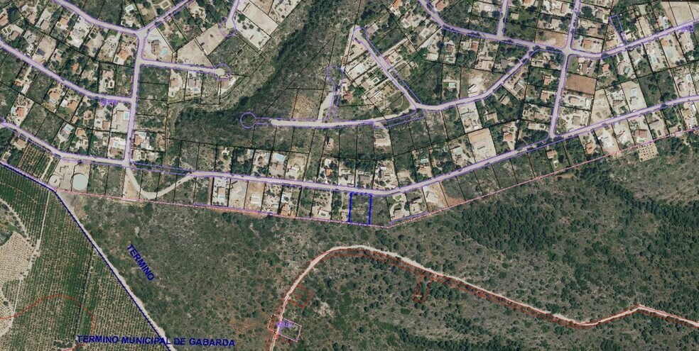Land in València, Valencia for sale - Primary Photo - Image 1 of 8