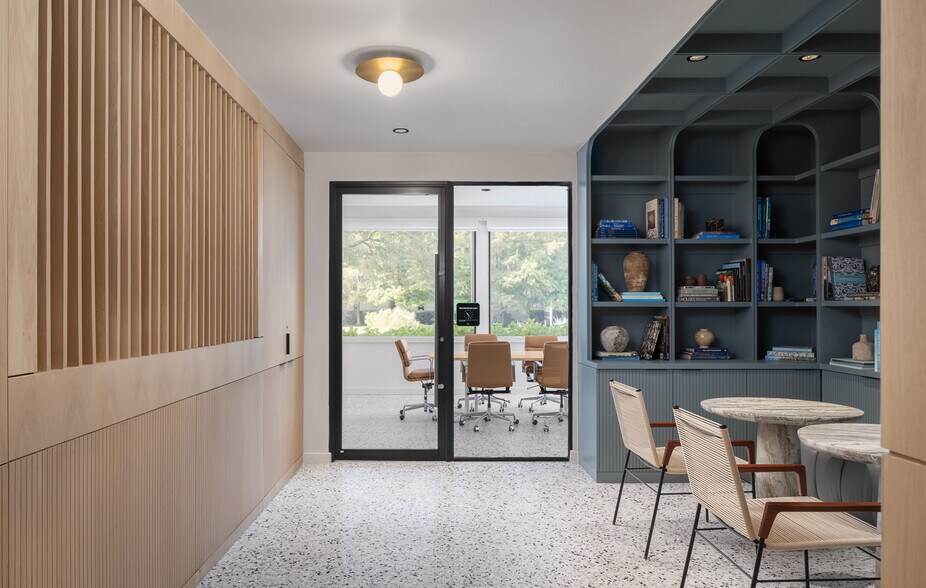 3334 Richmond Ave, Houston, TX à louer - Photo intérieure - Image 3 de 9