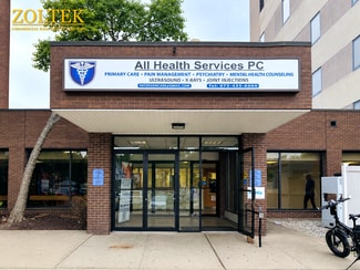 Plus de détails pour 680 Broadway, Paterson, NJ - Soins de santé à vendre