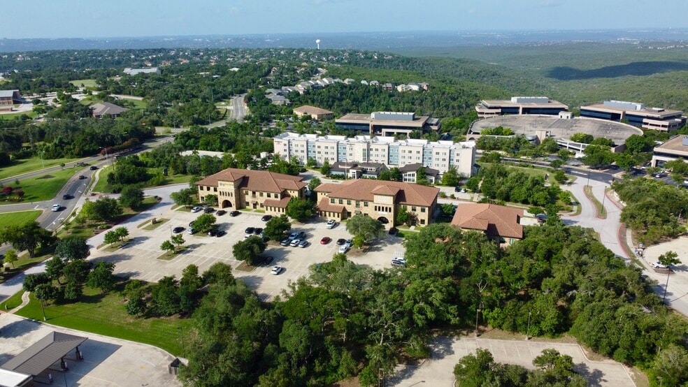 10815 Ranch Road 2222, Austin, TX for sale - Interior Photo - Image 2 of 9