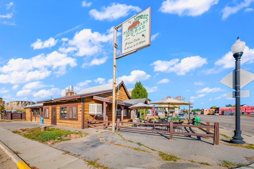 115 US Hwy 40 hwy, Kremmling, CO à vendre - Photo du bâtiment - Image 2 de 28