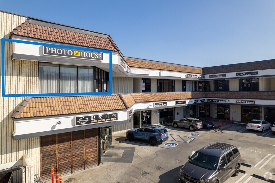 238-244 S Oxford Ave, Los Angeles, CA for lease Building Photo- Image 1 of 6