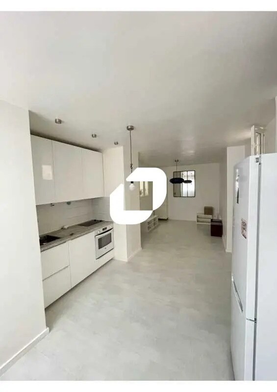 Office in Clamart for lease Interior Photo- Image 1 of 6