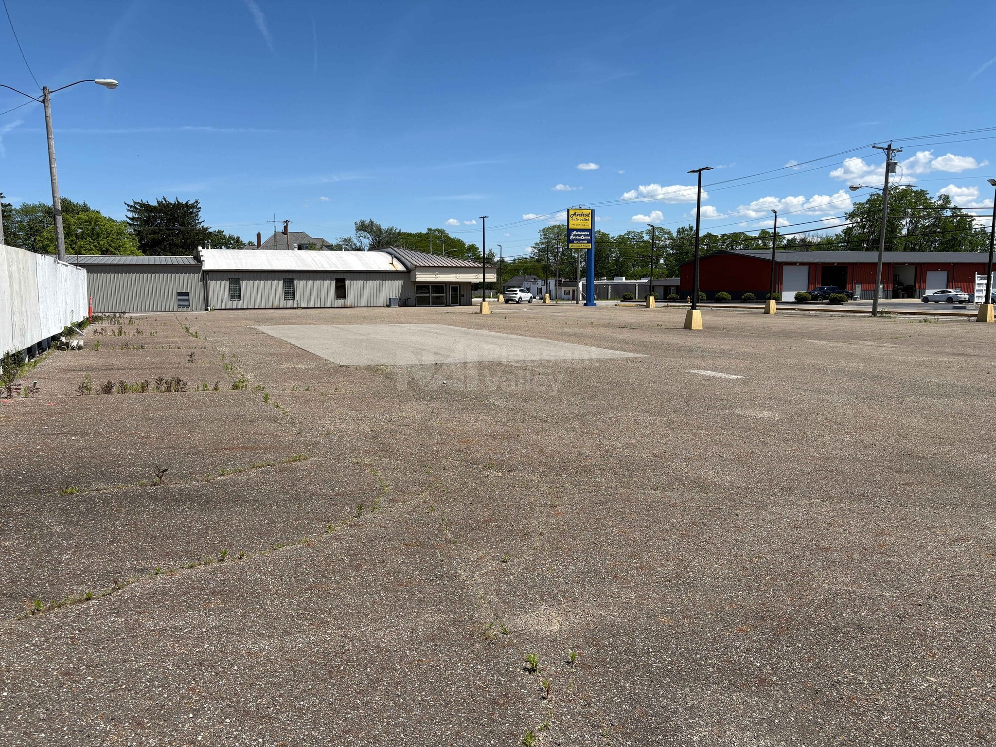 900 Broad St, Wadsworth, OH for lease Interior Photo- Image 1 of 7