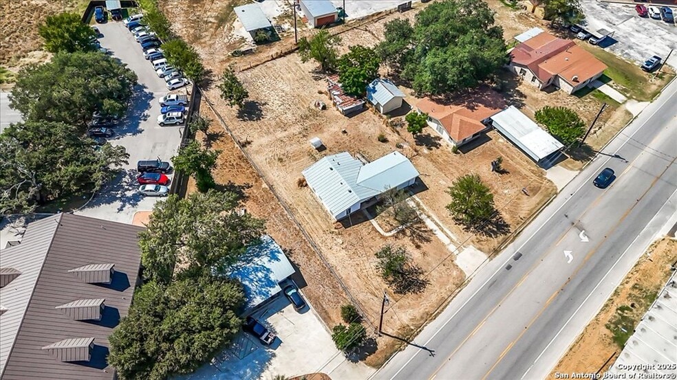 19239 McDonald St, Lytle, TX à vendre - Aérien - Image 2 de 16