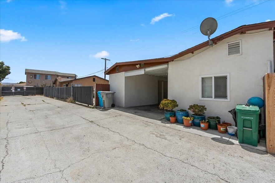 1525 S 42nd St, San Diego, CA à vendre - Photo du bâtiment - Image 2 de 6