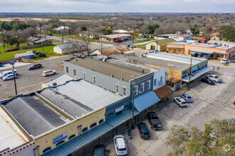 1311 3rd St, Floresville, TX - Aérien  Vue de la carte