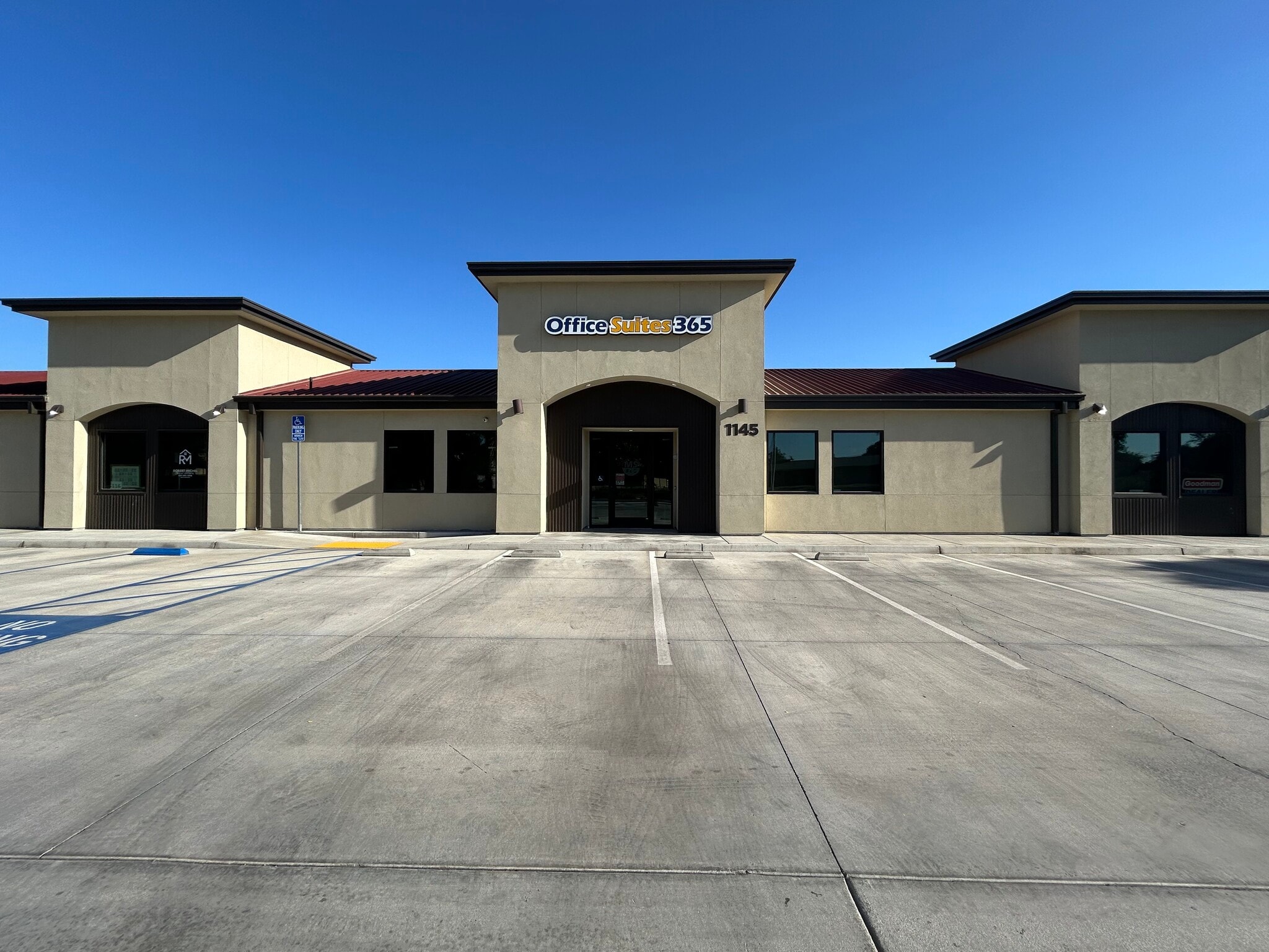 1145 E Dinuba Ave, Reedley, CA for lease Primary Photo- Image 1 of 6