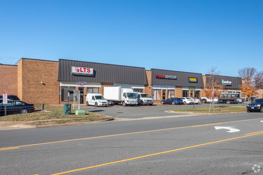 Shell Park Center Portfolio portefeuille de 2 propriétés à vendre sur LoopNet.ca - Photo du bâtiment - Image 1 de 2