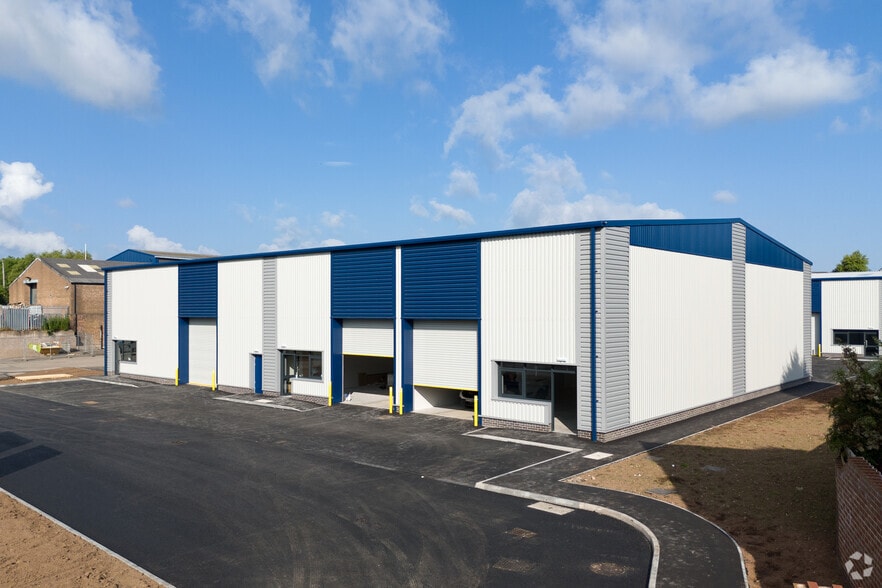 Cradley Rd, Dudley for lease - Building Photo - Image 1 of 6